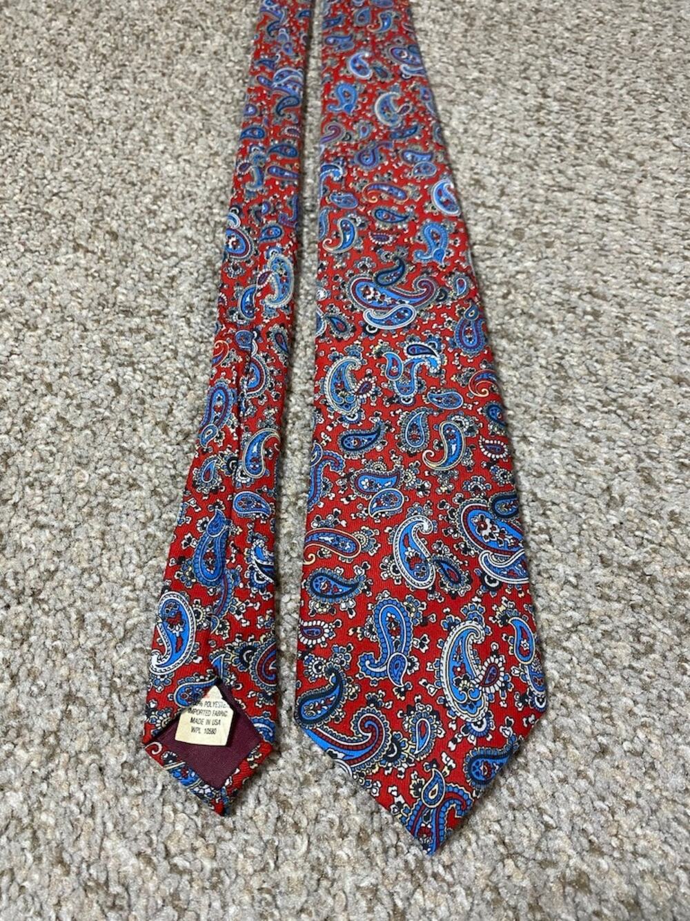VTG Paisley Tie Mens Ketch 80s Retro Formal Wedding Office Suit Red USA
